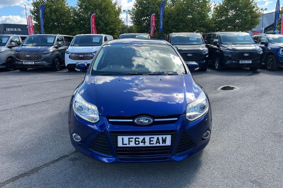 Ford FOCUS Photo autoimg-fac239f0f58a797df2412f8067e18f536e67f99b.jpg