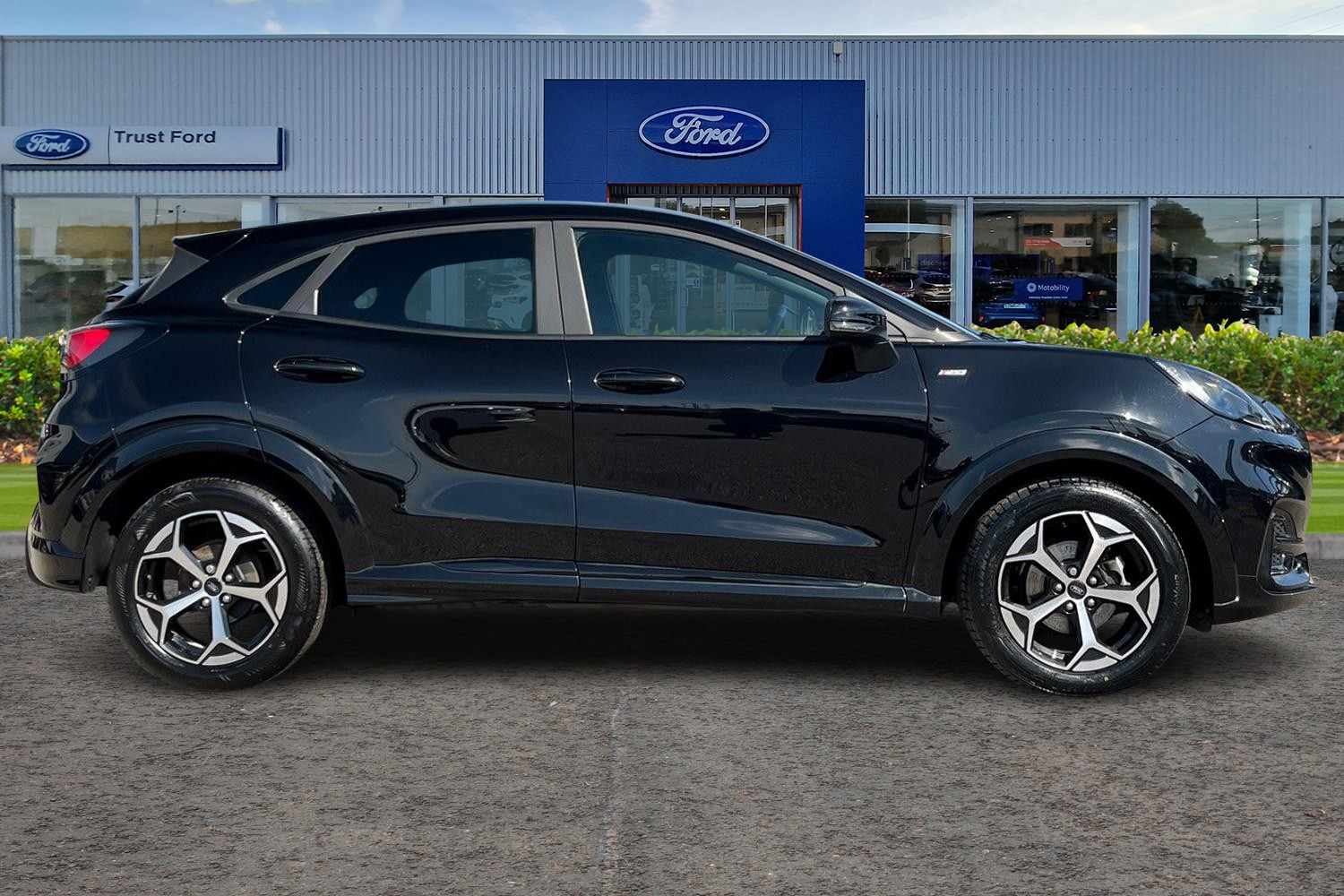 Ford PUMA Photo 2