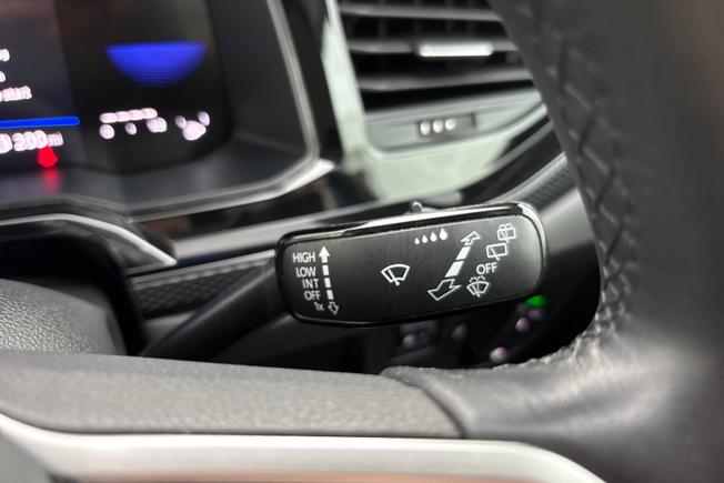 VOLKSWAGEN Polo Photo 32