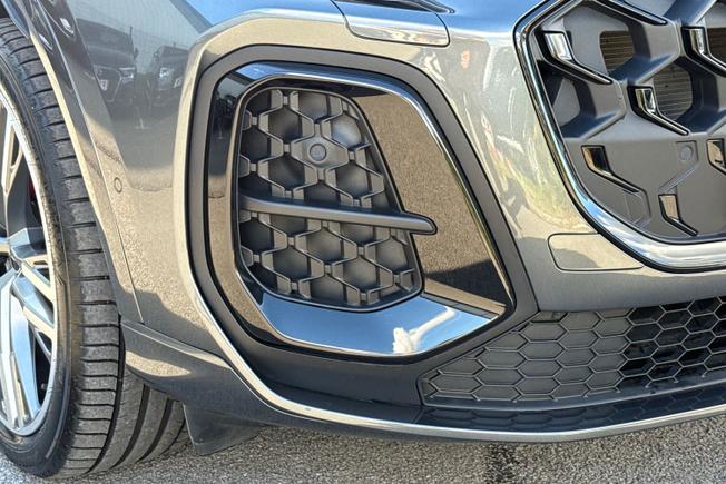 AUDI Q5 Photo 21