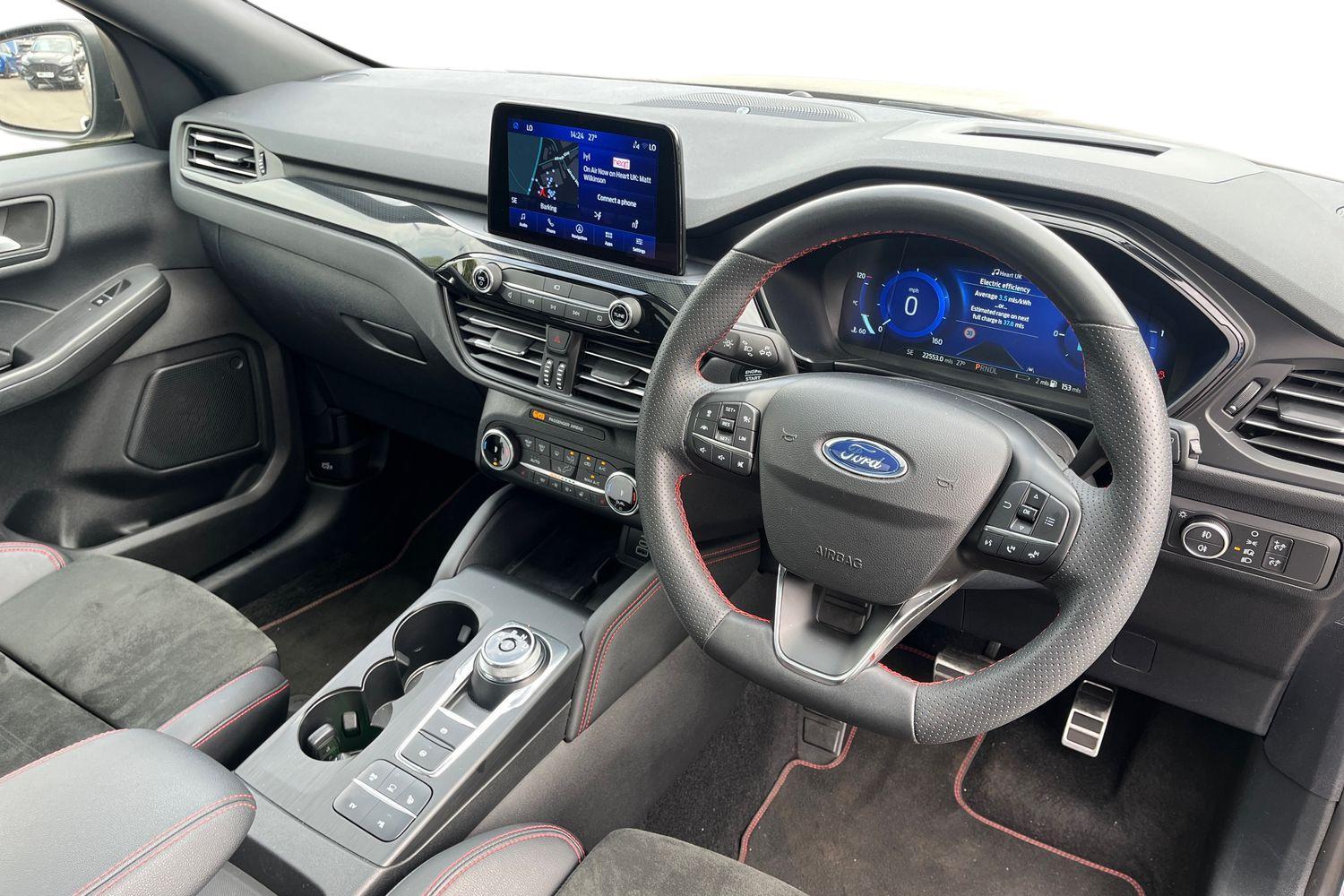 Ford KUGA Photo 8
