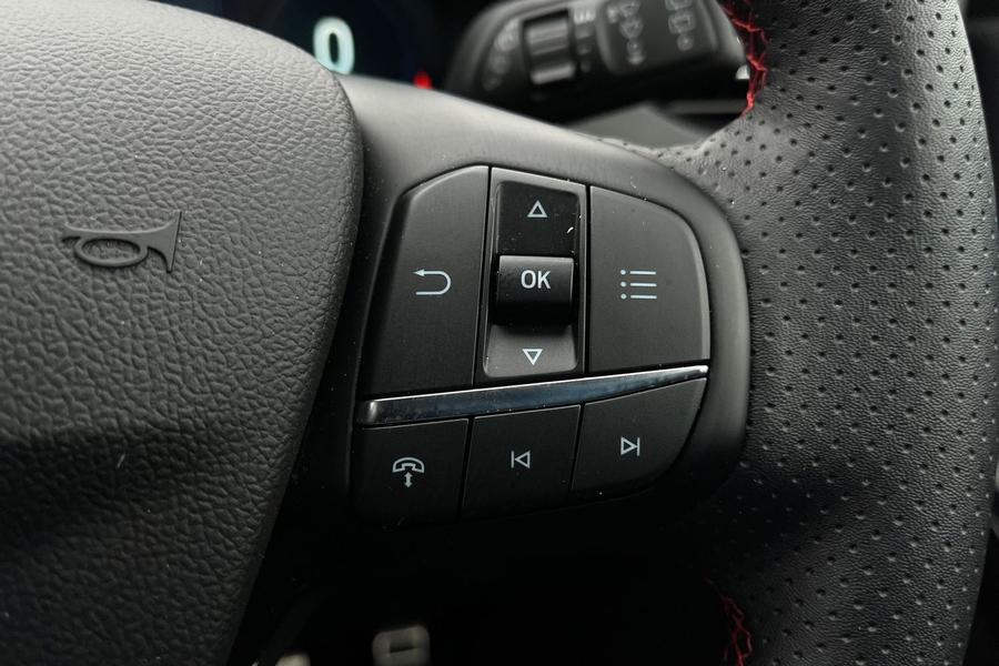 Ford KUGA Photo autoimg-faca38dc739d3b20eb87d5b2027df34824ac61e9.jpg