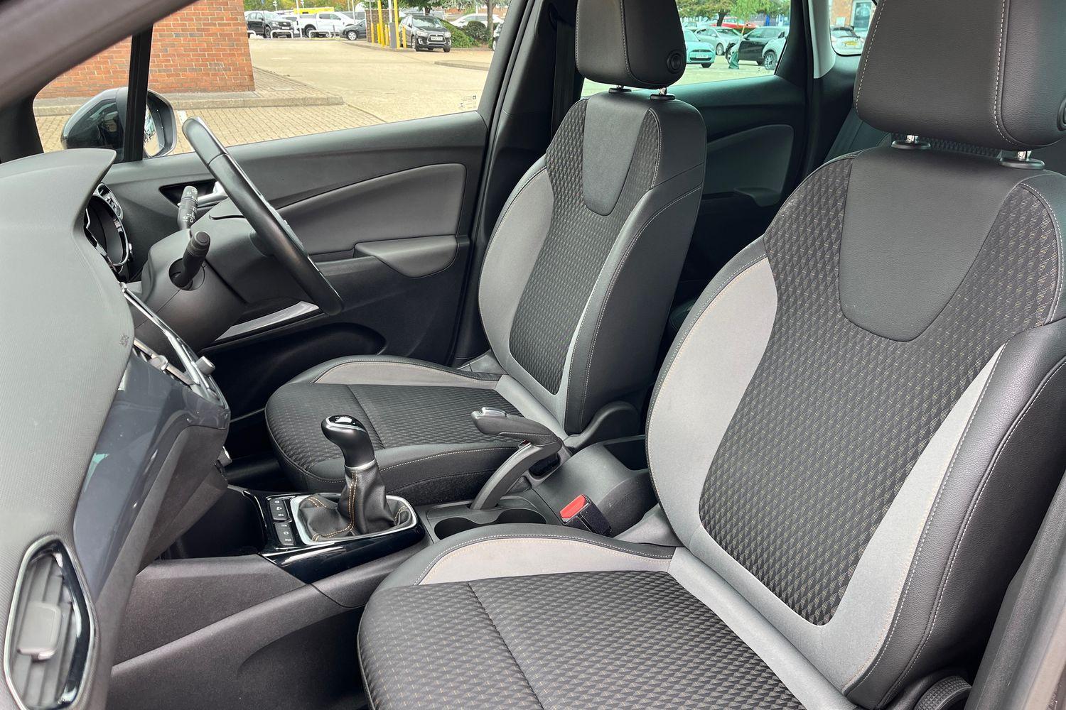 Vauxhall Crossland X Photo 18