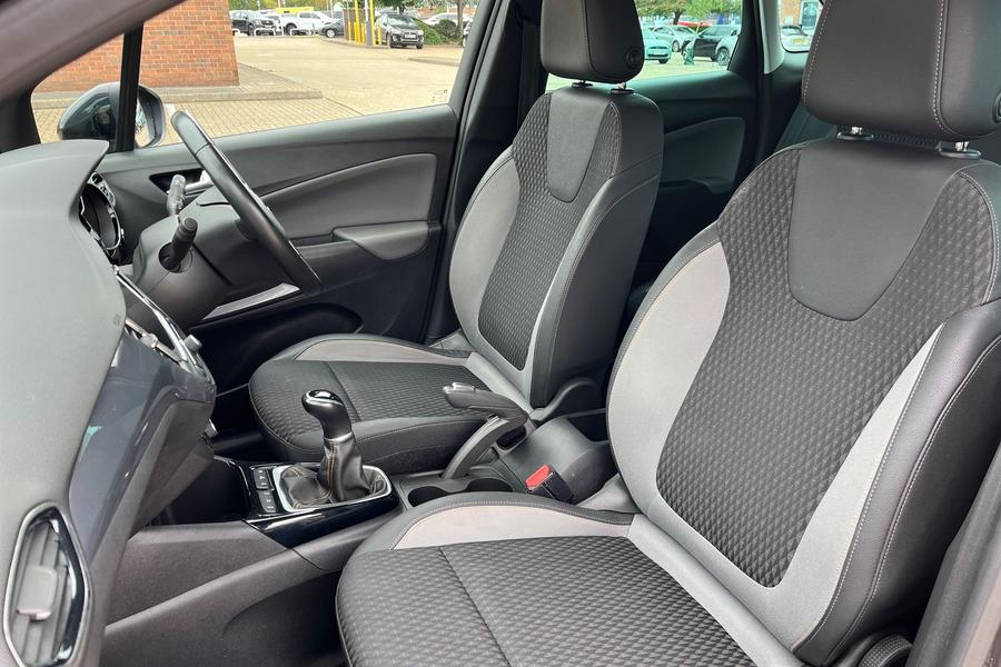 Vauxhall Crossland X Photo autoimg-facc854a3662c5ff81c2a43db74c256b210a3564.jpg