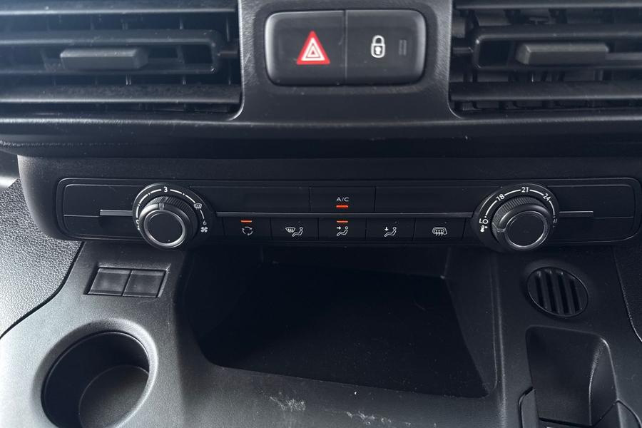 Citroen BERLINGO Photo autoimg-facf7492f4c5332a8872fdc329bbfb3b41f7a9b5.jpg
