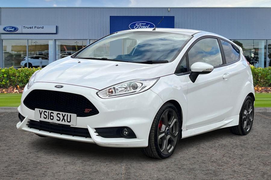 Ford FIESTA Photo autoimg-facf9bd8322ac8b5324f7e506867b48579a37454.jpg