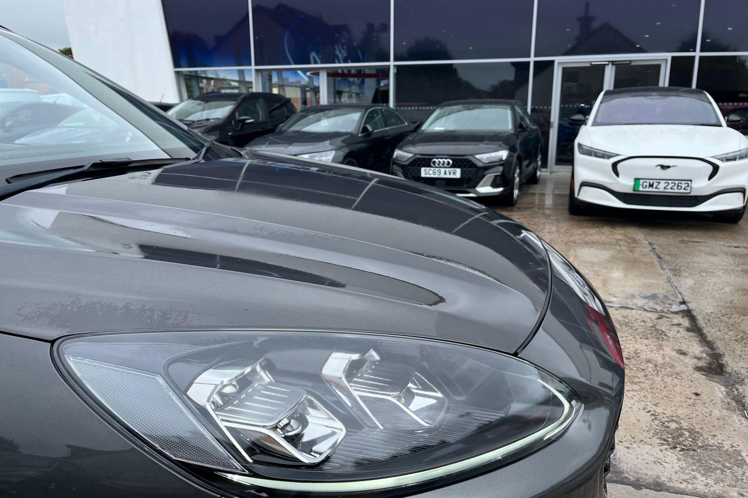 Ford KUGA Photo 22