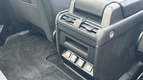 Land Rover Defender Photo autoimg-fad130417de66441531981b8fedb54590b02d24f.jpg