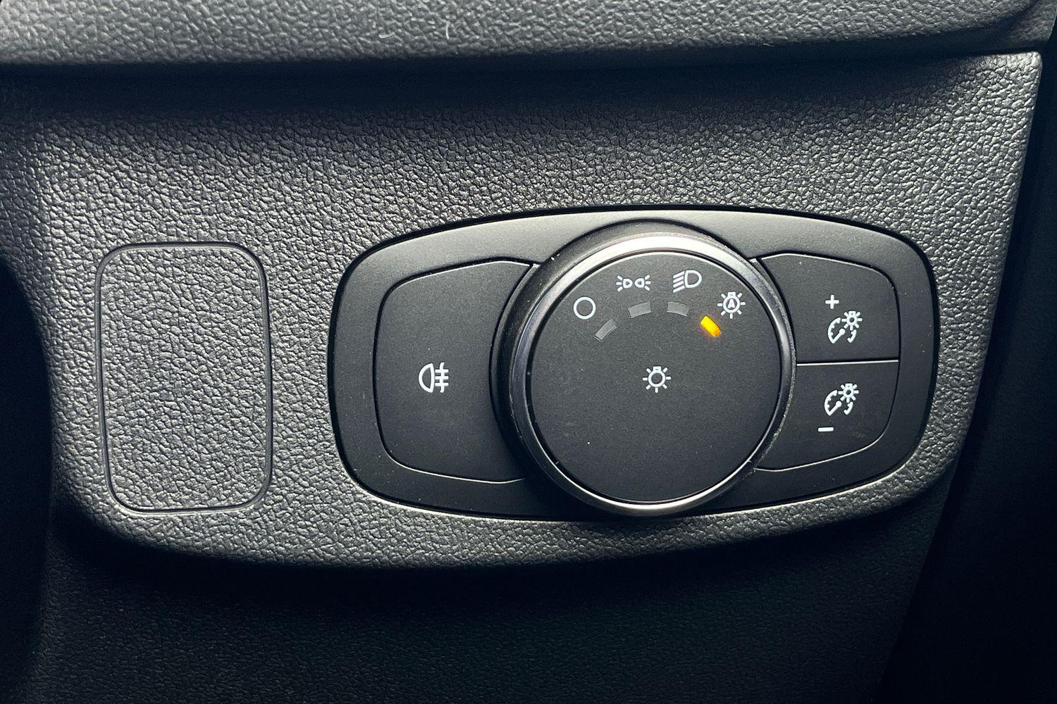 Ford Focus Photo 36