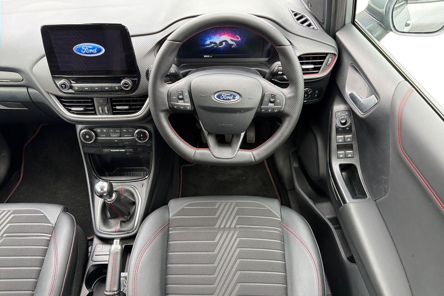 Ford PUMA Photo 10