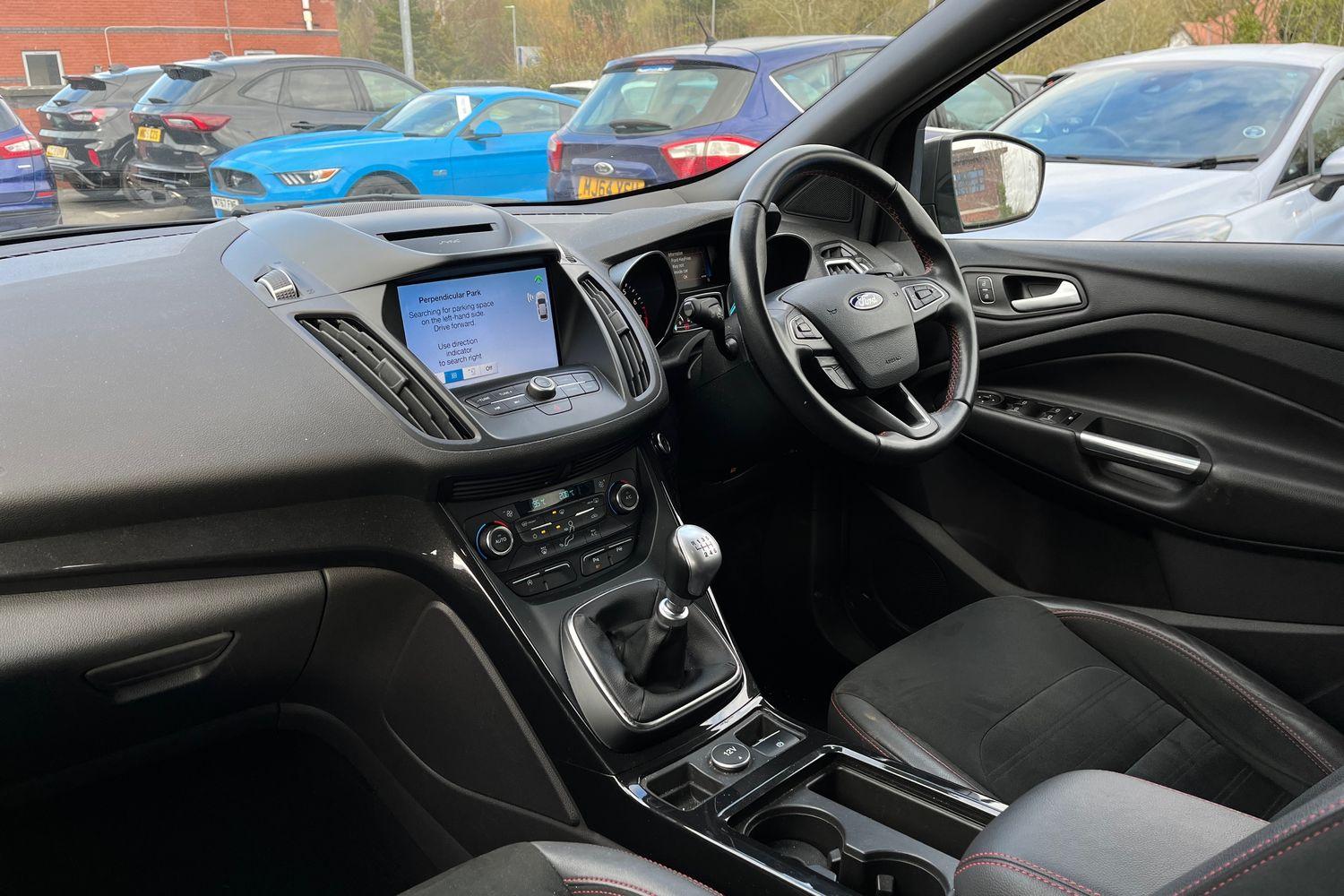 Ford Kuga Photo 17