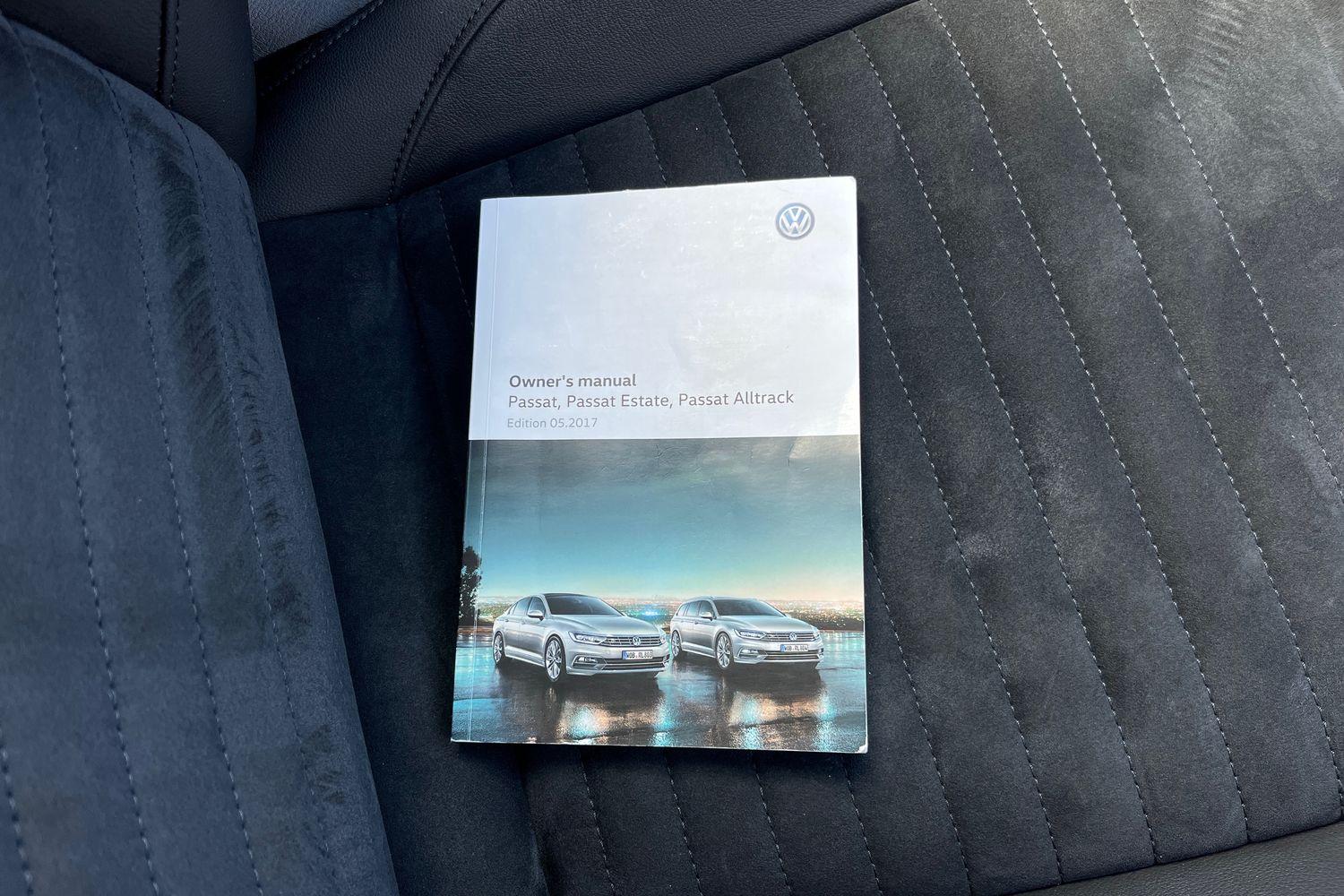 Volkswagen PASSAT Photo 21