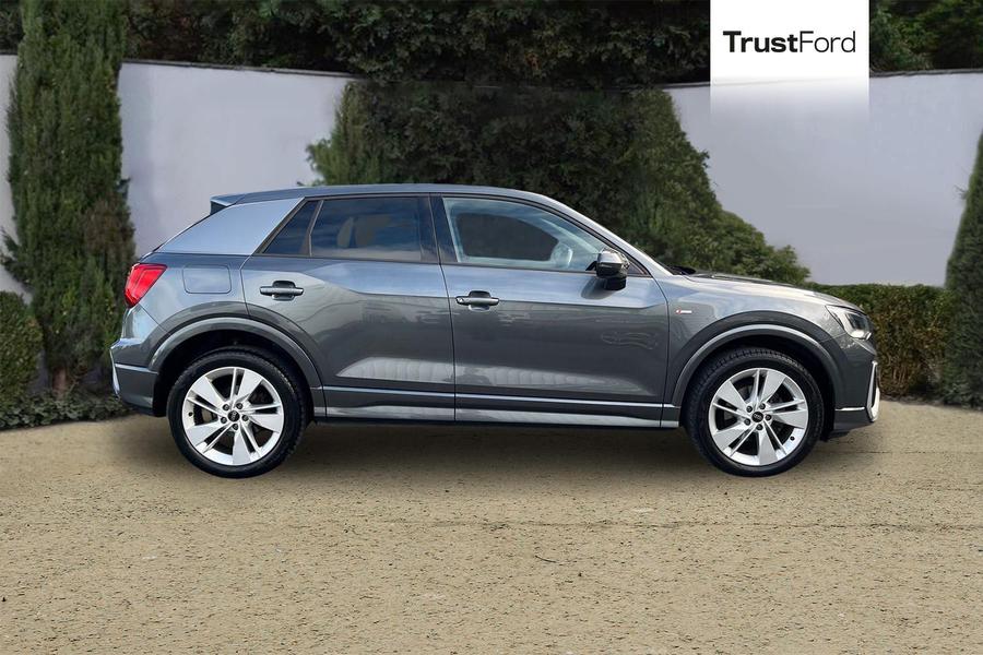 Audi Q2 Photo autoimg-fad6ee39a3a9236528b56bd749fd88fd25132e87.jpg