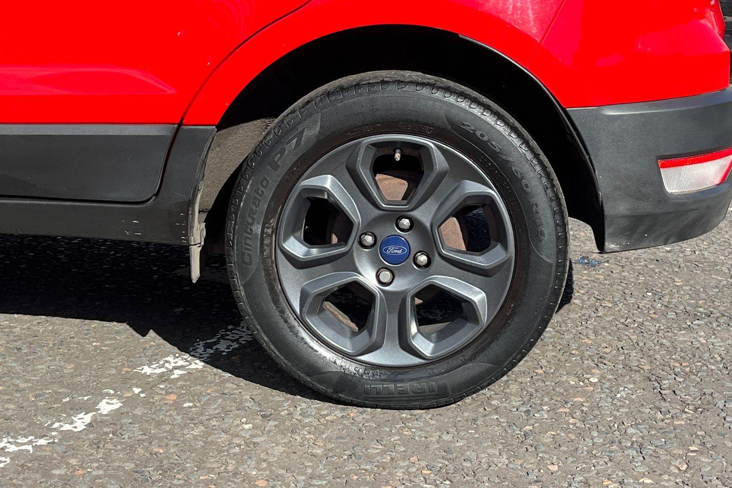 Ford ECOSPORT Photo 7