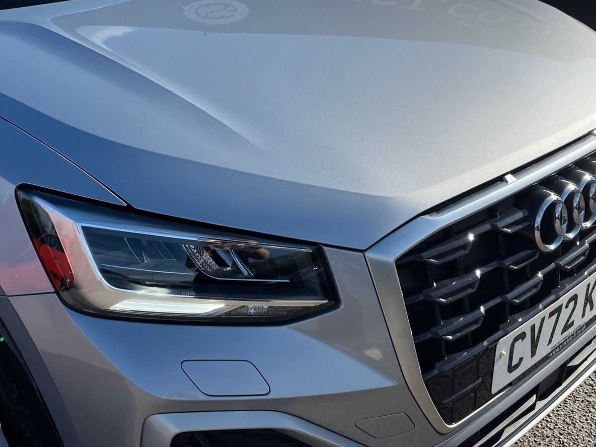 Audi Q2 Photo 17