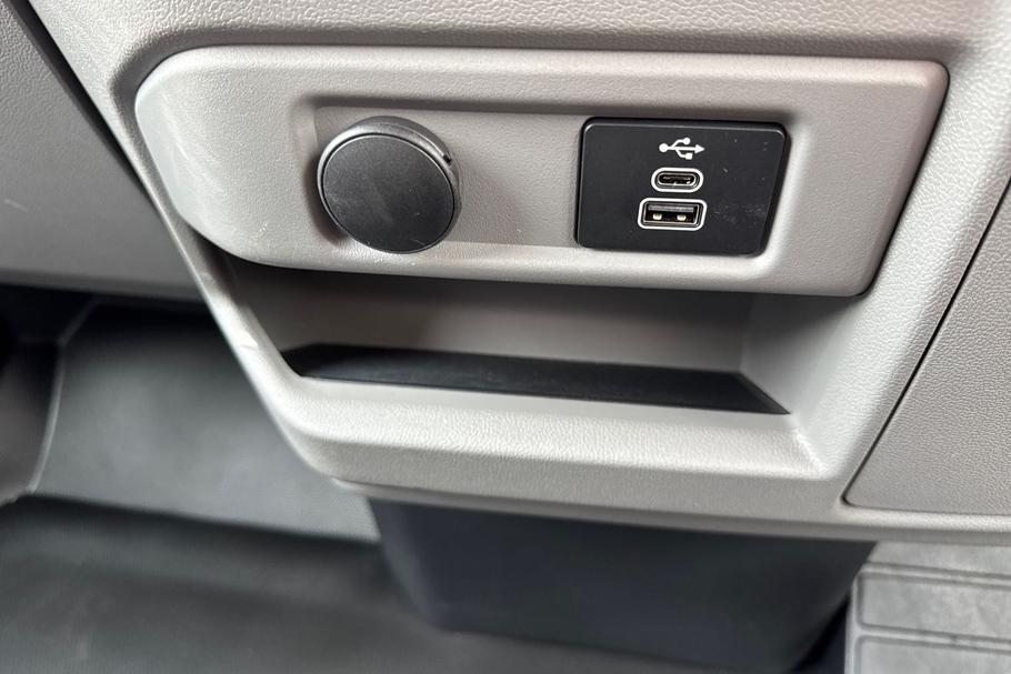 Used Ford E-TRANSIT CUSTOM BL75TTK 34
