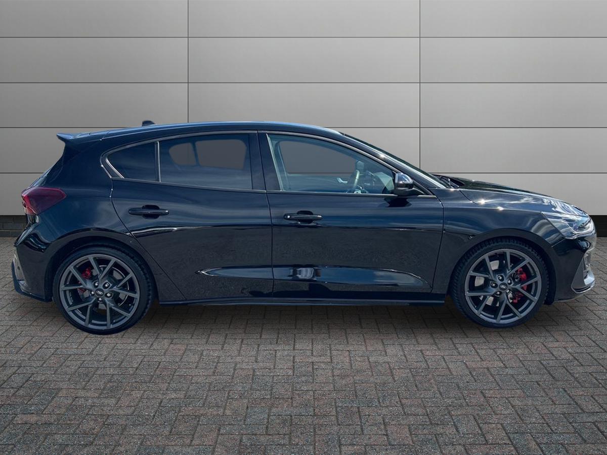 Ford Focus Photo 4