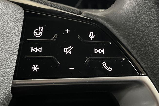 AUDI Q6 E-Tron Photo 17