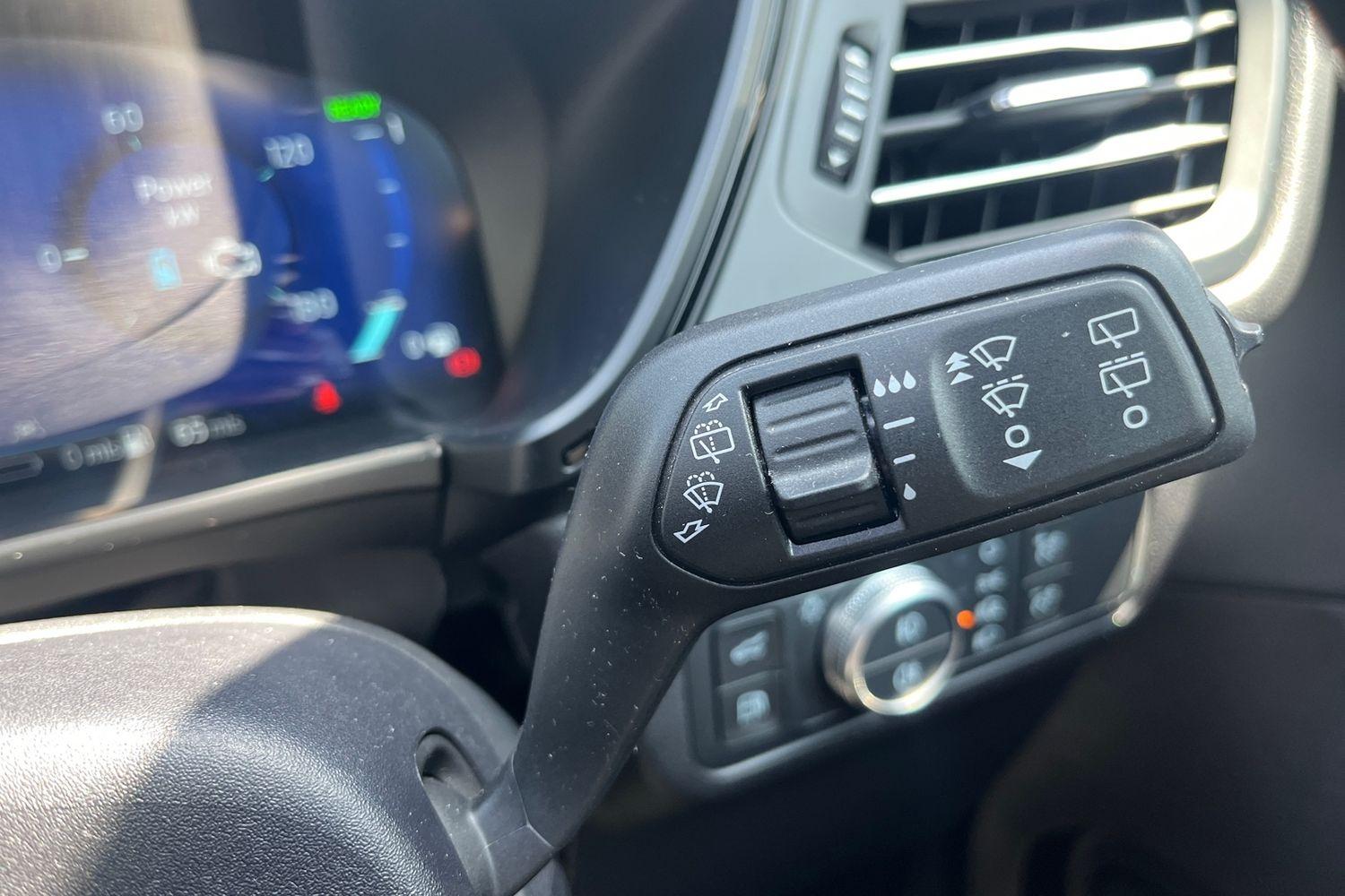 Ford KUGA Photo 14