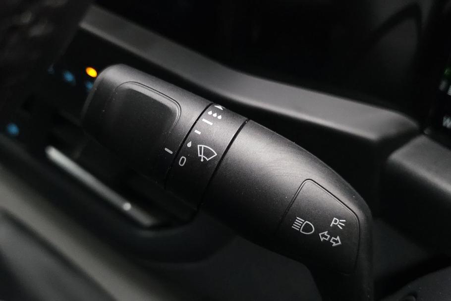 Used FORD TRANSIT CUSTOM YP75JHK 33