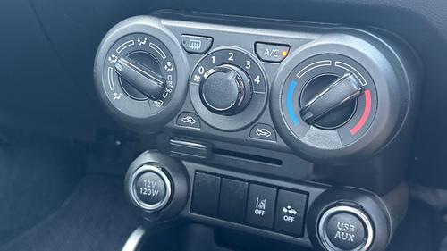 Suzuki Ignis Photo autoimg-fadd0065662b27e77baebb098f7901804f20008c.jpg