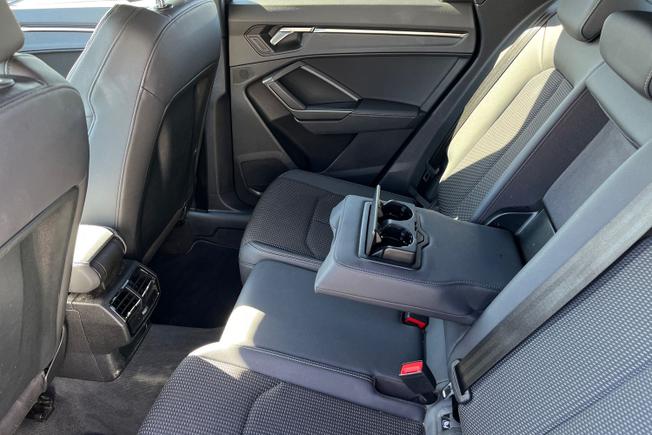 AUDI Q3 Photo 41