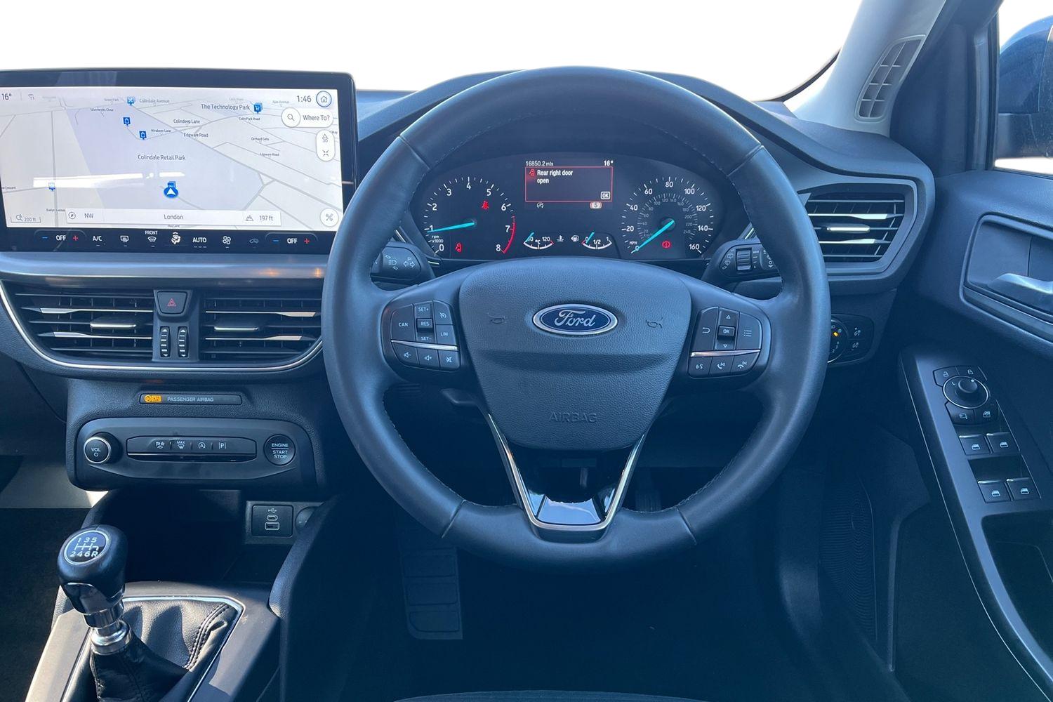 Ford Focus Photo 10