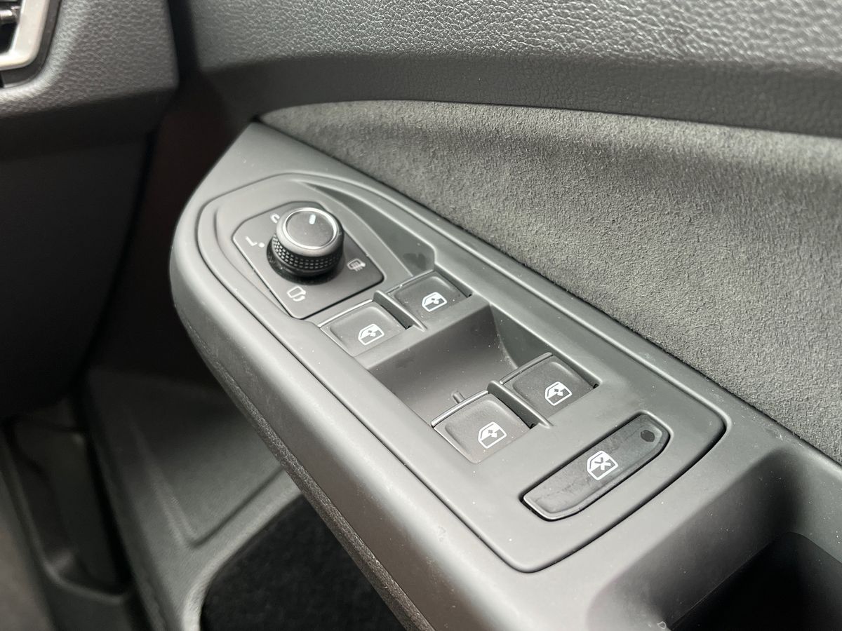Volkswagen Golf Photo autoimg-fae1ec95a79acfca5da8890ea4c6a60608e4bc03.jpg