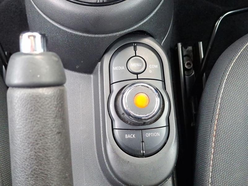 Used MINI Hatch PO19NYR 46