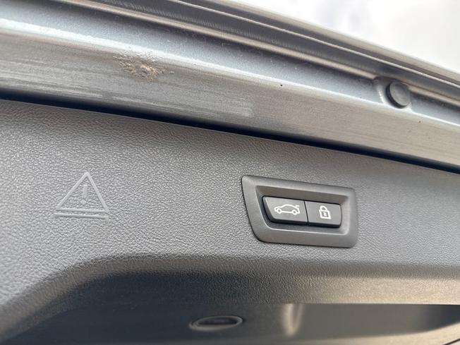 BMW 5 Series Photo 24