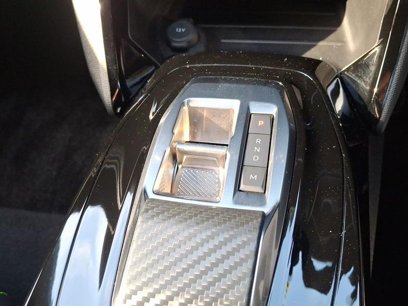 Used Peugeot 2008 KM25UAU 25