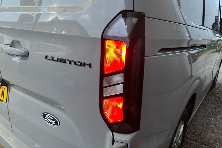 Used Ford TRANSIT CUSTOM 25