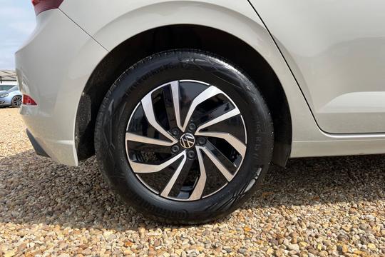 Volkswagen Polo Photo autoimg-fae606dfda9d86ac14f9c65ef8d4649faa8582b0.jpg