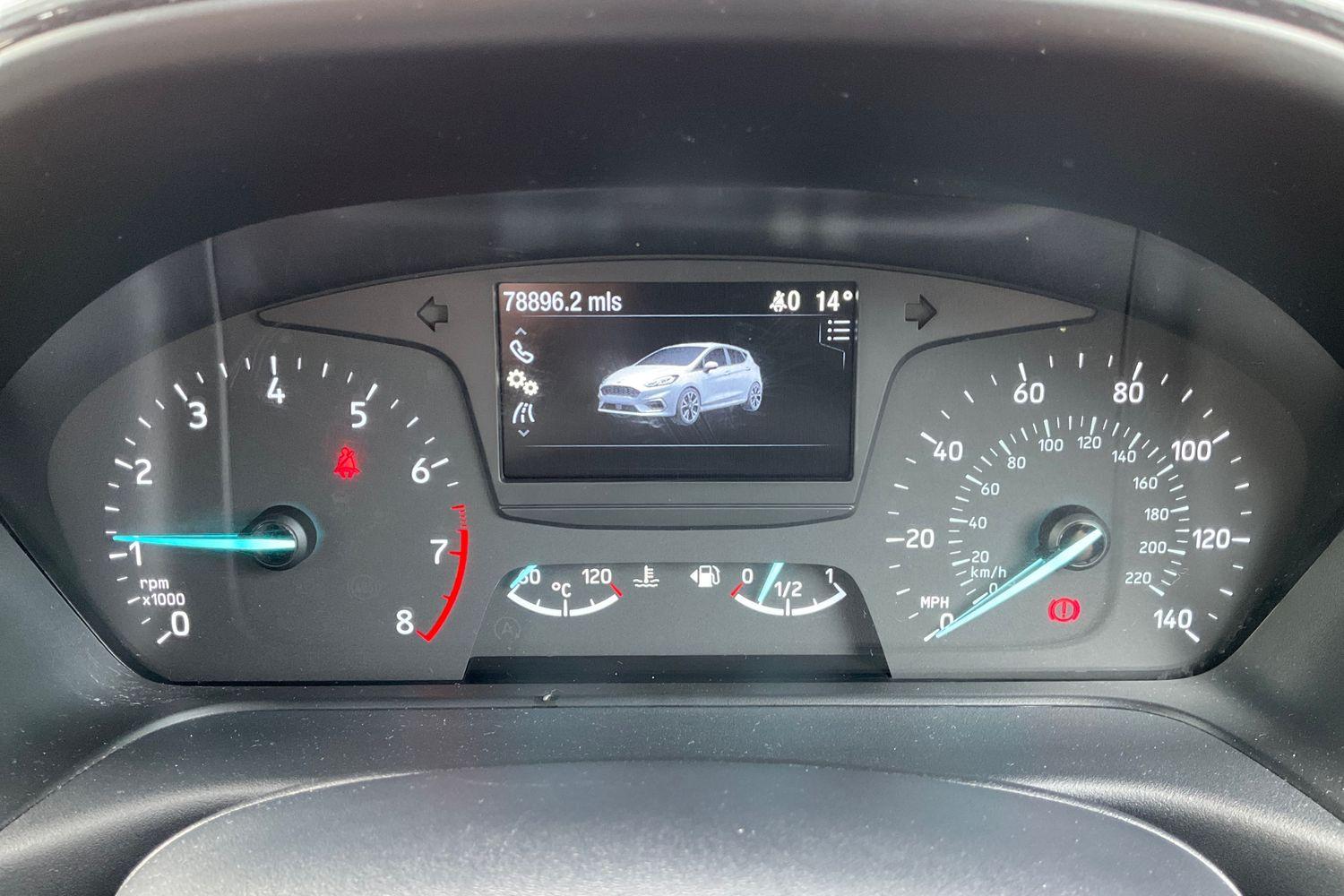 Ford FIESTA Photo 12