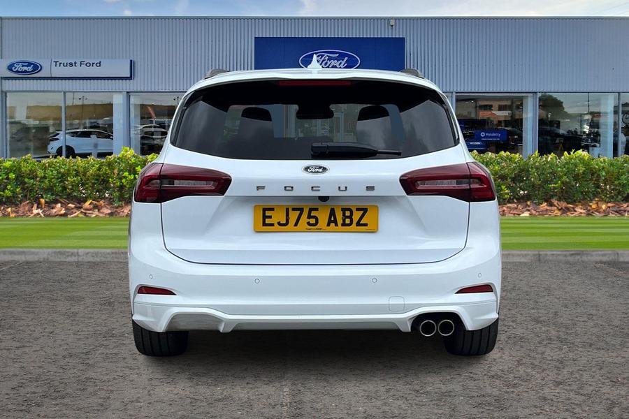 Ford FOCUS Photo autoimg-fae9c6ee287ee1fd51b672abddff6cd33d2a3a7f.jpg