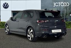 VOLKSWAGEN Golf Photo 3