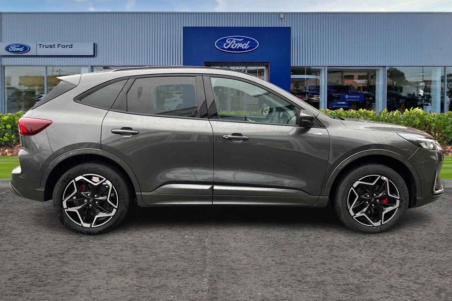Ford Kuga Photo 2