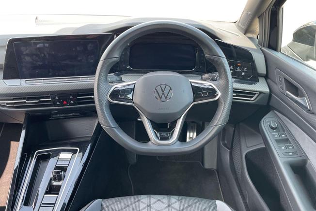 VOLKSWAGEN Golf Photo 11