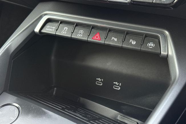 AUDI A3 Photo 38