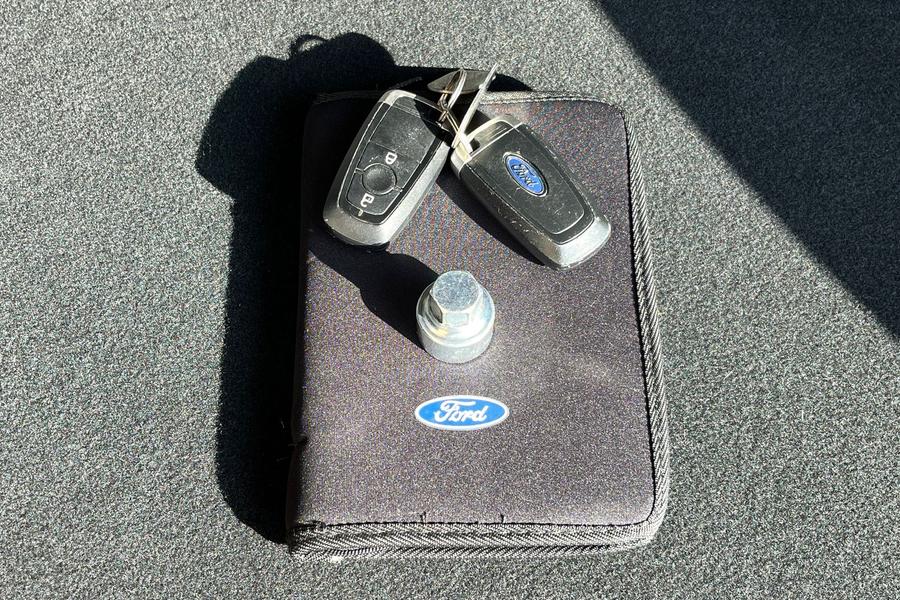 Ford KUGA Photo autoimg-faf5996bfa9034d7e6fefb593098d36c4c64e70d.jpg