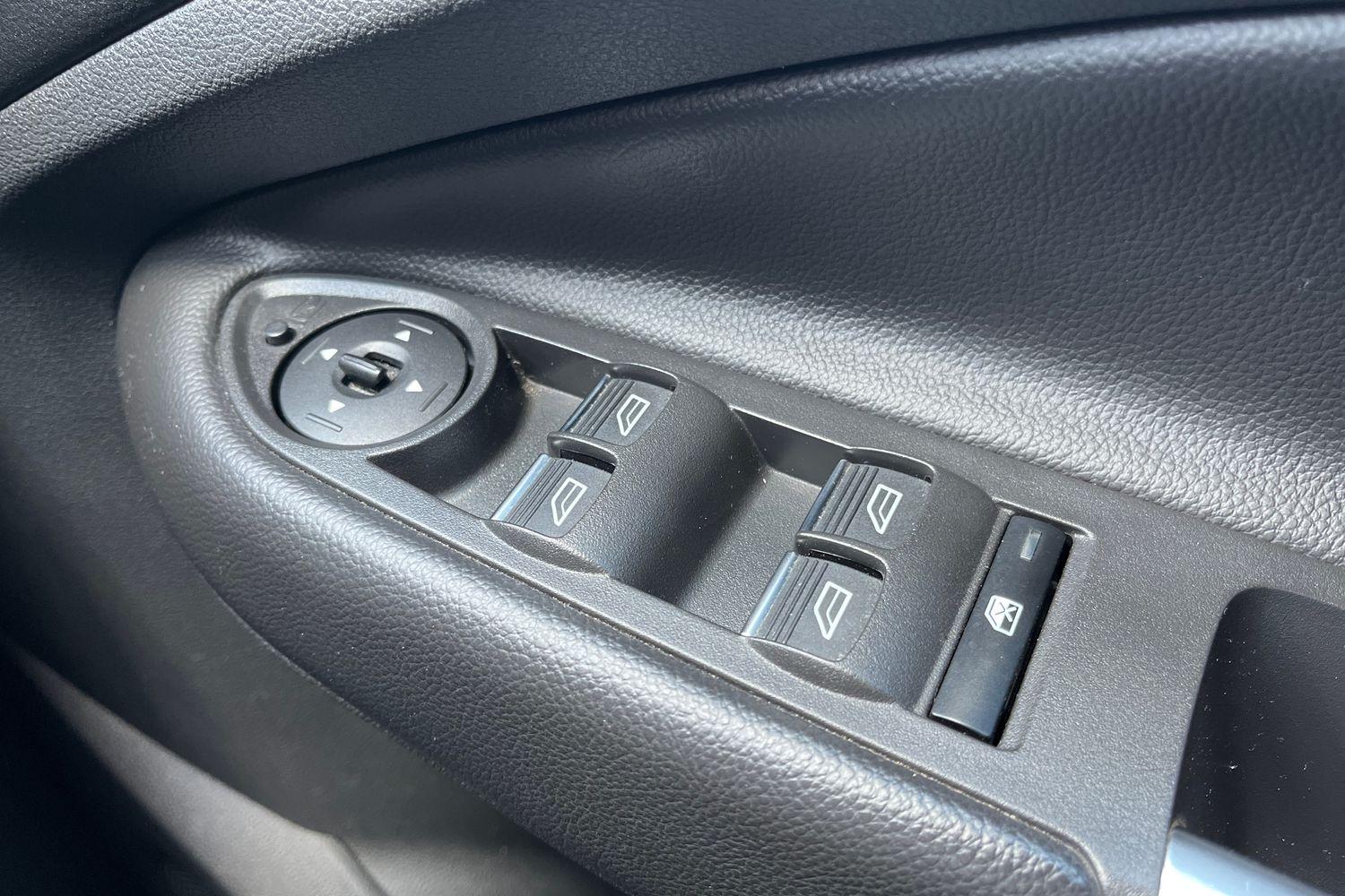 Ford KUGA Photo 15