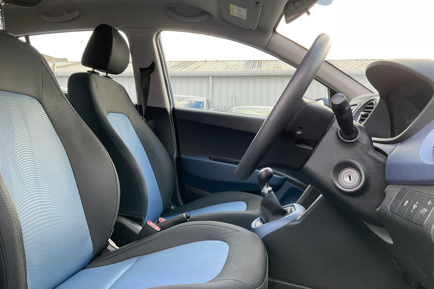 Hyundai I10 Photo 16