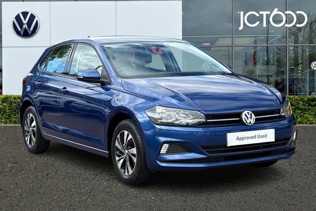 VOLKSWAGEN Polo Photo 1
