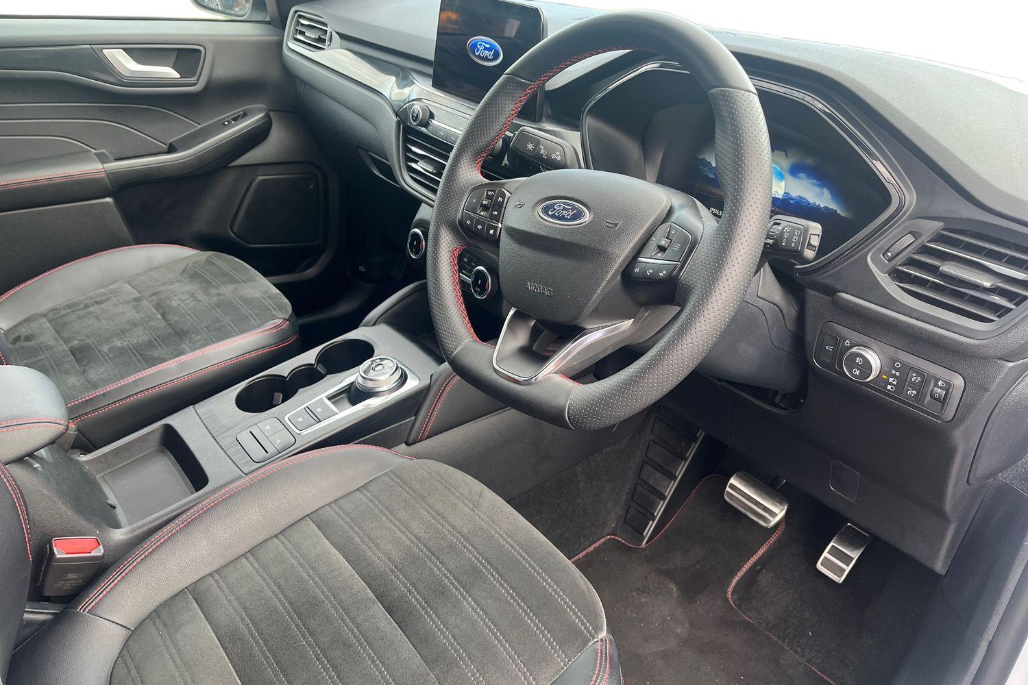 Ford KUGA Photo 8