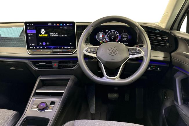 VOLKSWAGEN Tiguan Photo 11