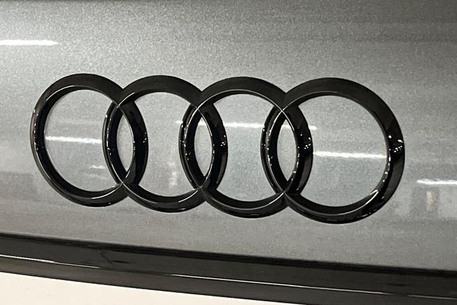 AUDI A6 Avant Photo 34