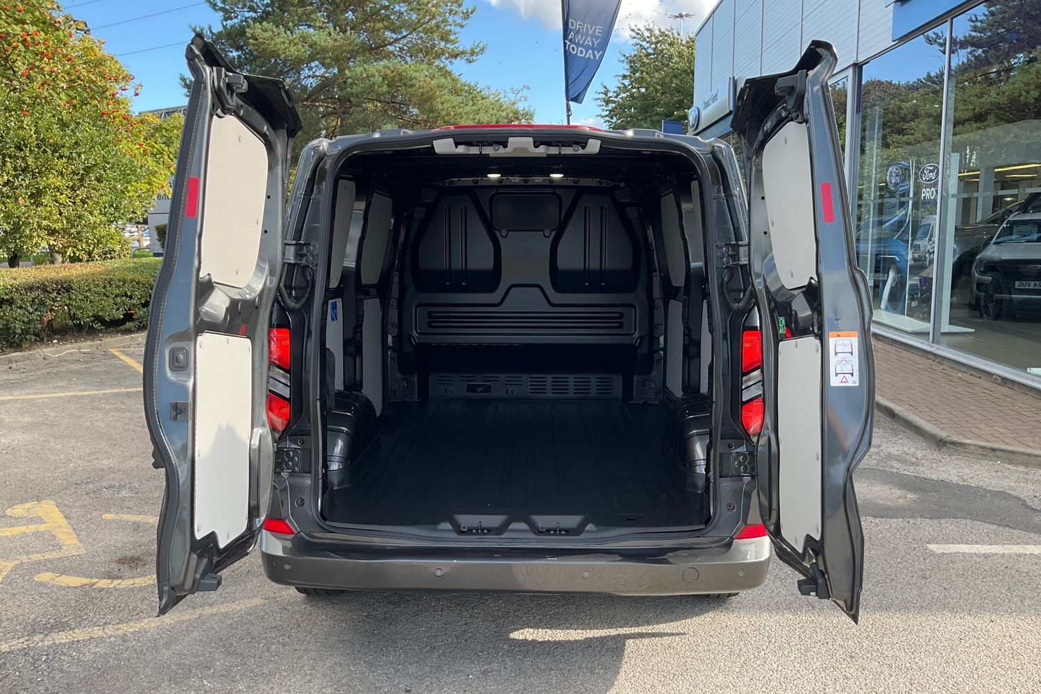 Ford TRANSIT CUSTOM Photo 5