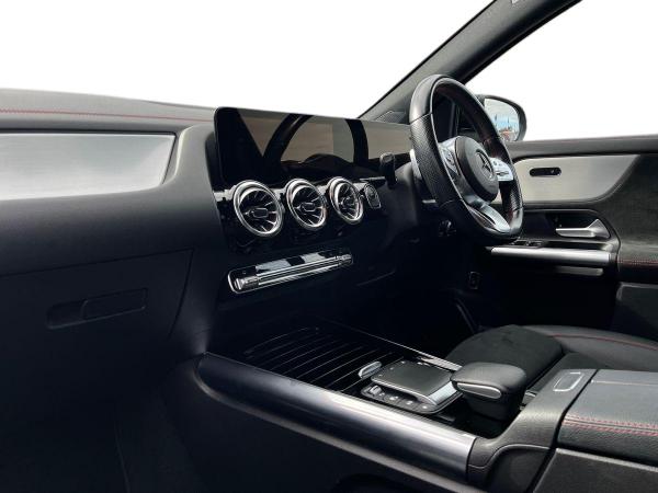 Mercedes-Benz EQA Photo autoimg-fb0fa760395e60c0f5587ce686614d0503c284e8.jpg