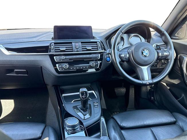 BMW 1 Series Photo 11
