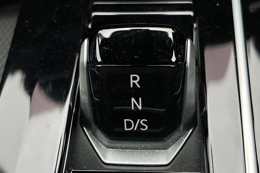 Volkswagen GOLF Photo autoimg-fb113da7fd4fa2c5d57026ed7ad4fc9fe53829d2.jpg
